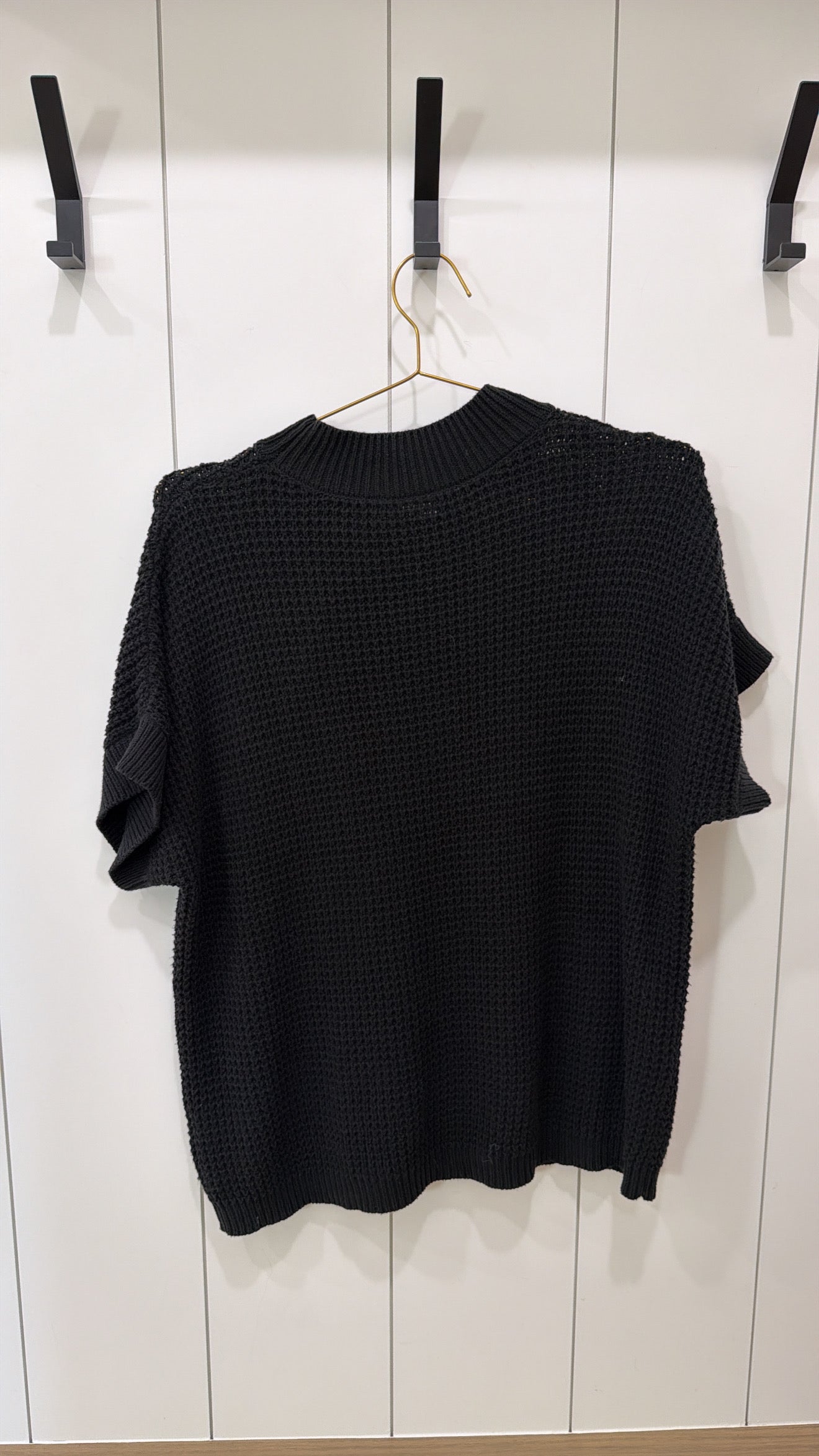 KNIT TOP SHORT SLEEVE W/ POCKET Size M