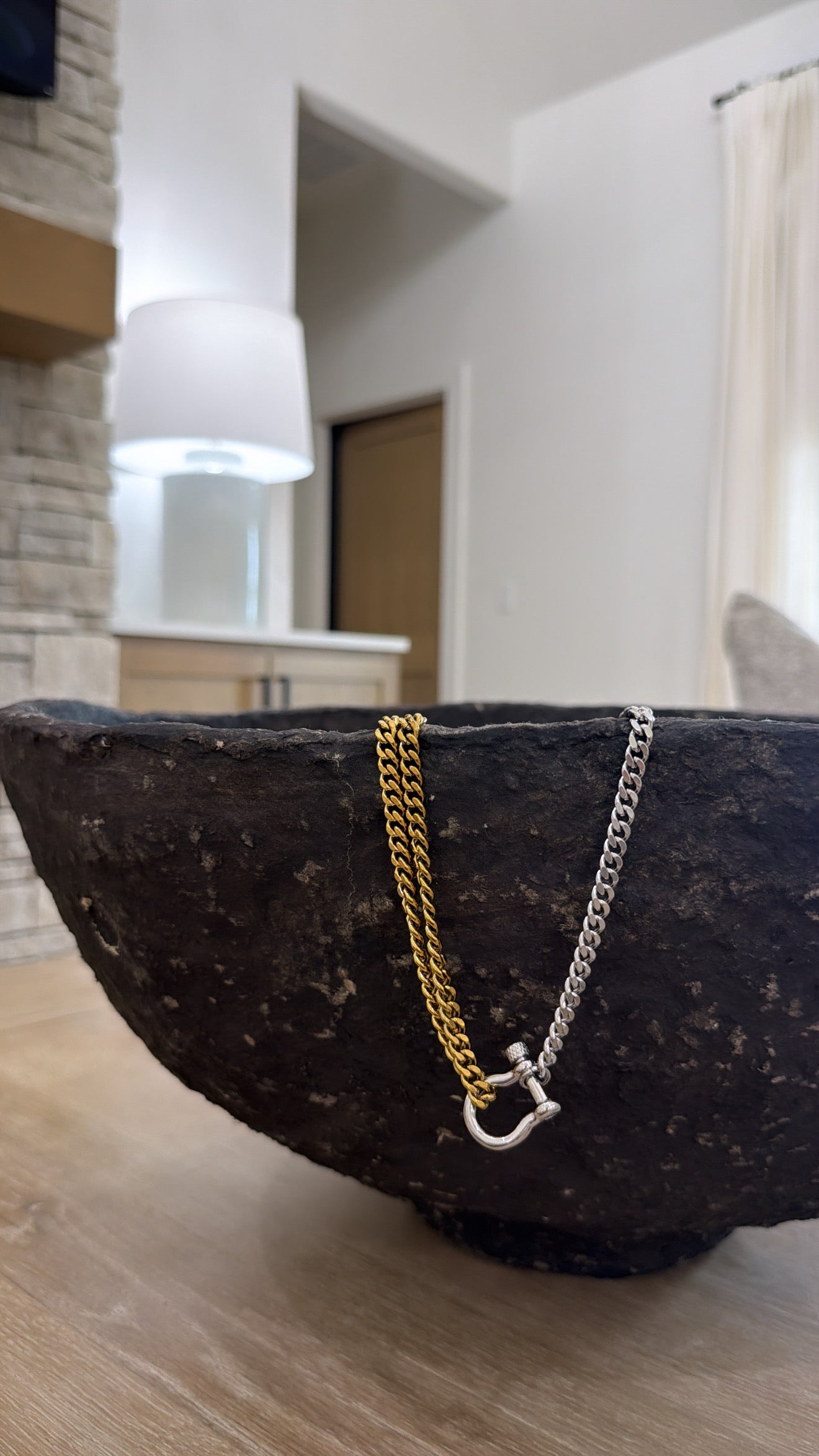 MABLE NECKLACE