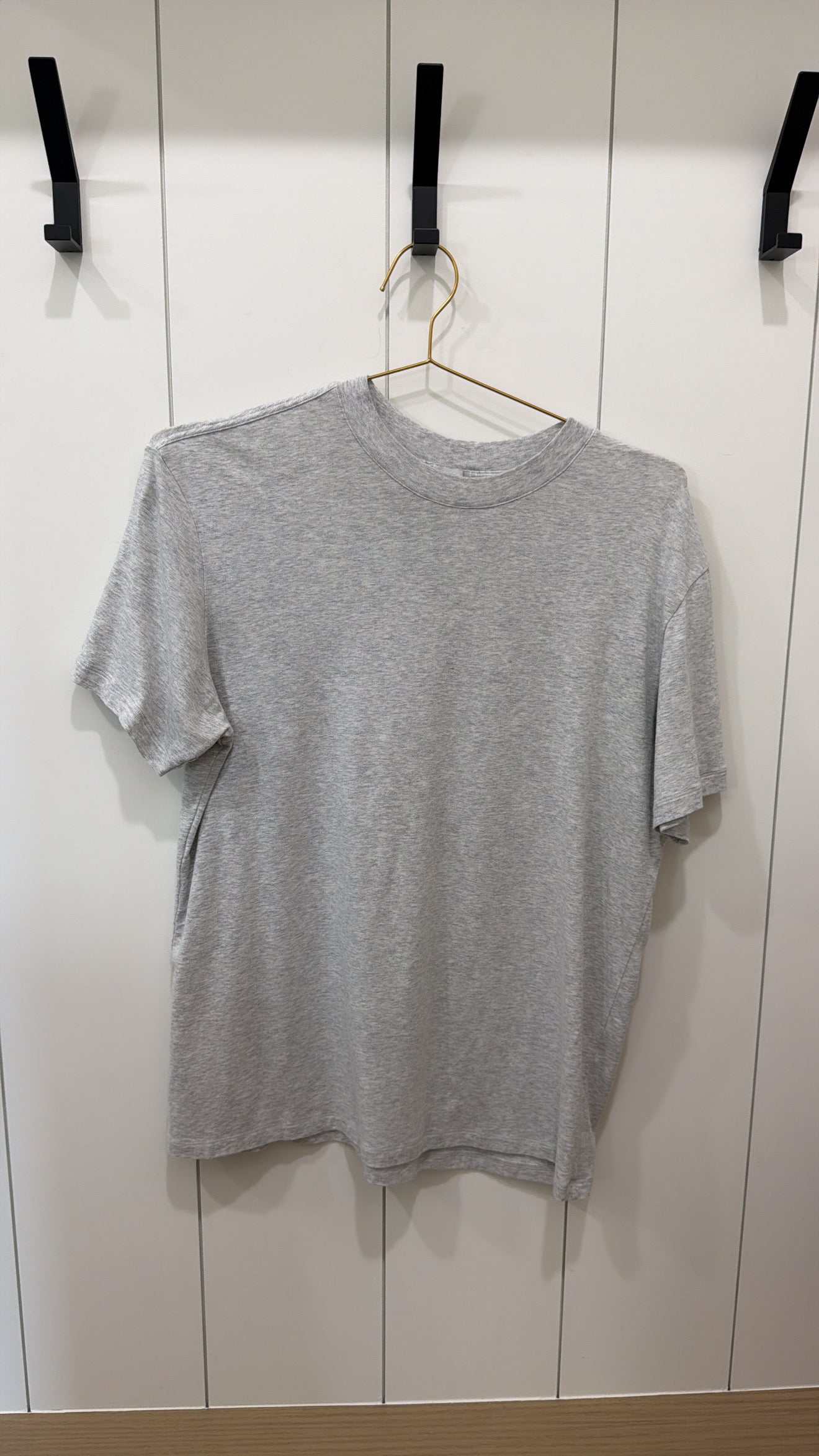 SKIMS BOYFRIEND T-SHIRT LIGHT HEATHER GRAY SIZE SMALL