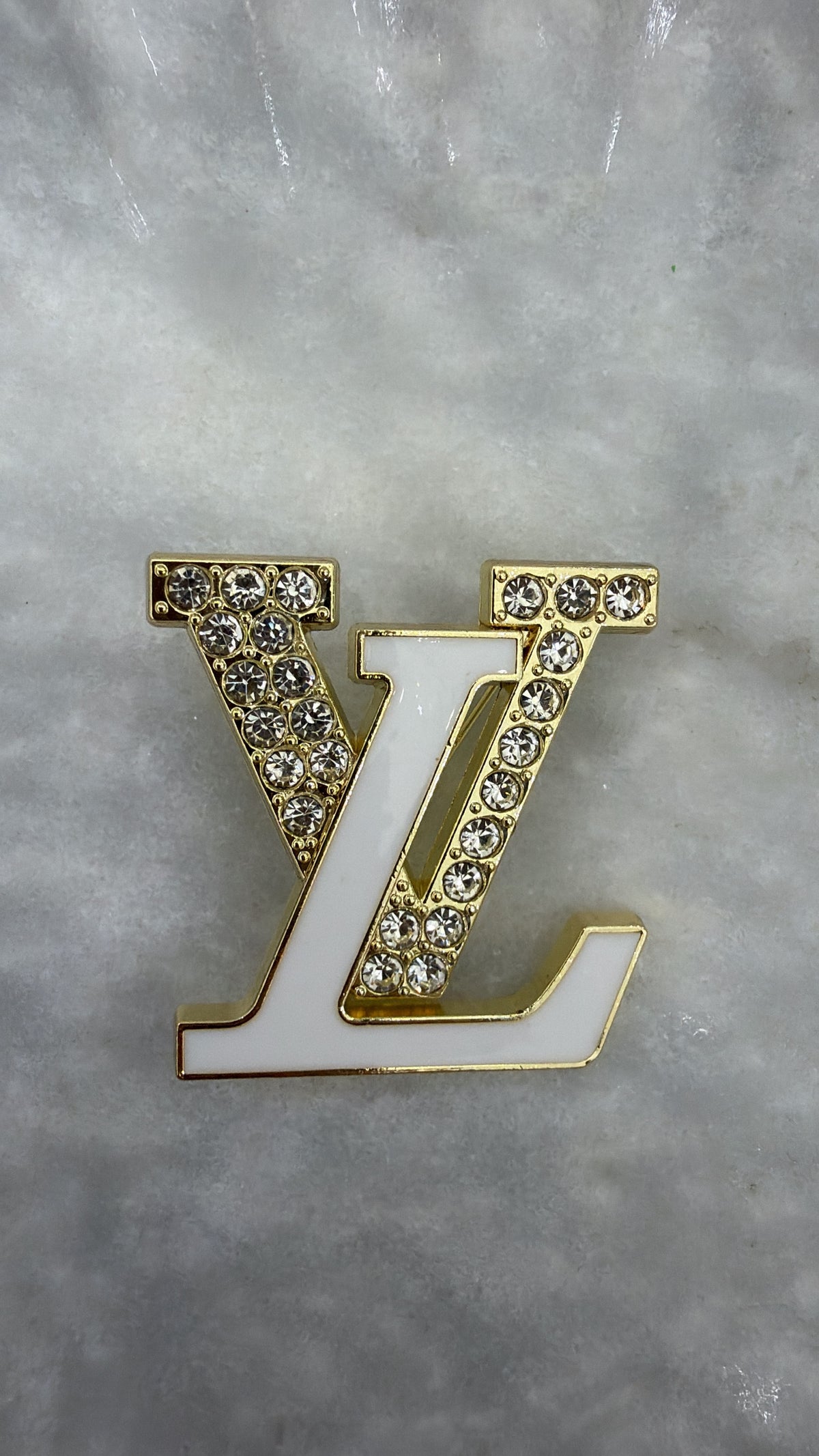 LUXURY INSPIRED PIN-ON BROOCH #21