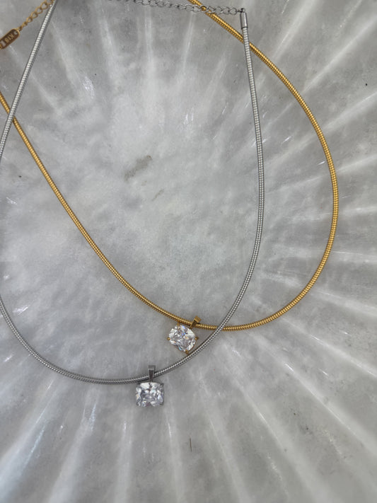 ALLY NECKLACE
