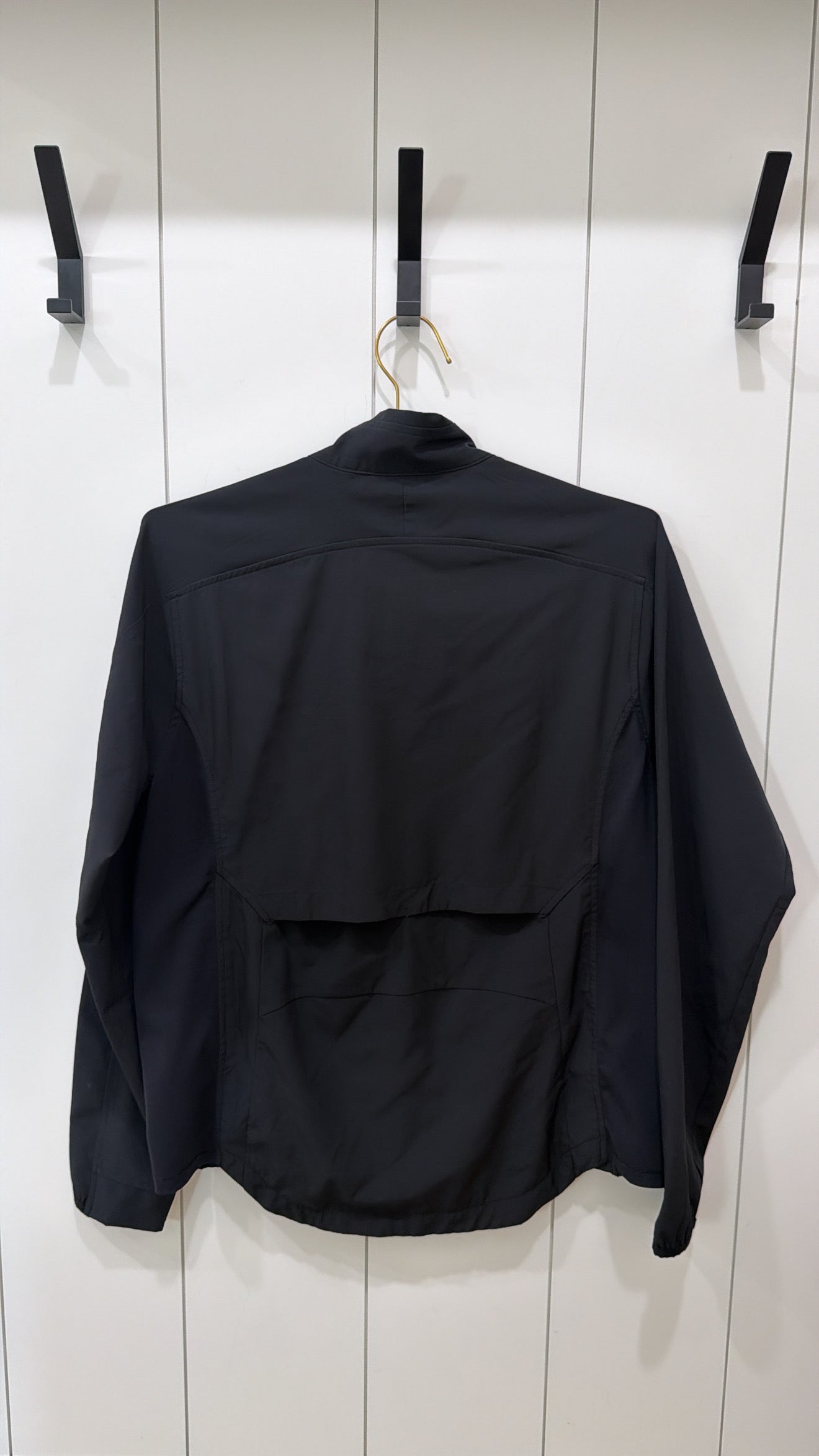 QUINCE BLACK LONG SLEEVE ATHLETIC JACKET SIZE M
