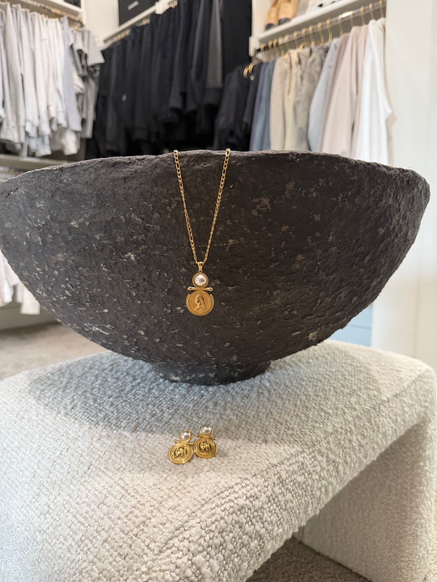 MACY NECKLACE