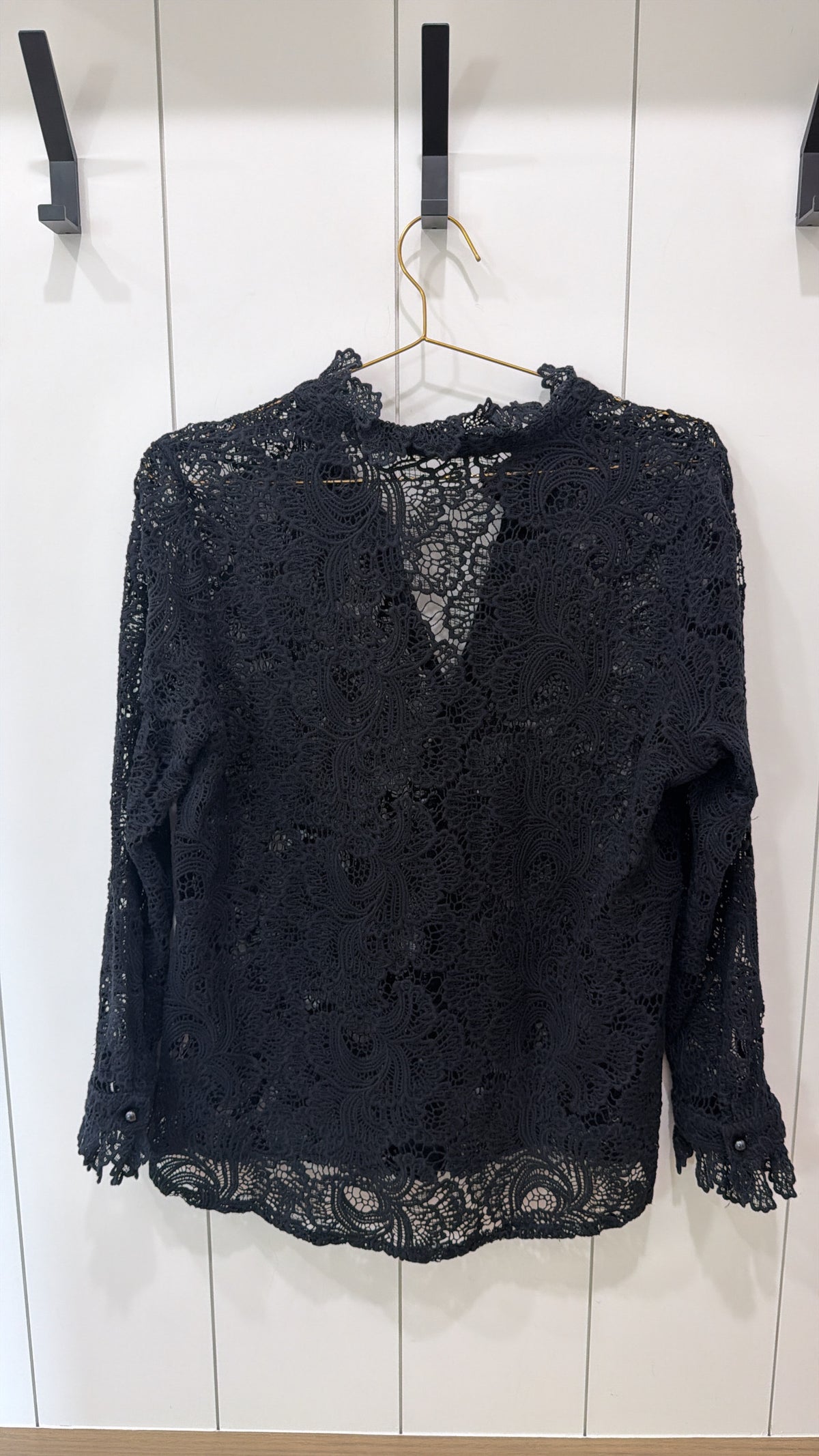 SOFT SURROUNDINGS CROCHET LACE BLOUSE BLACK SIZE LARGE