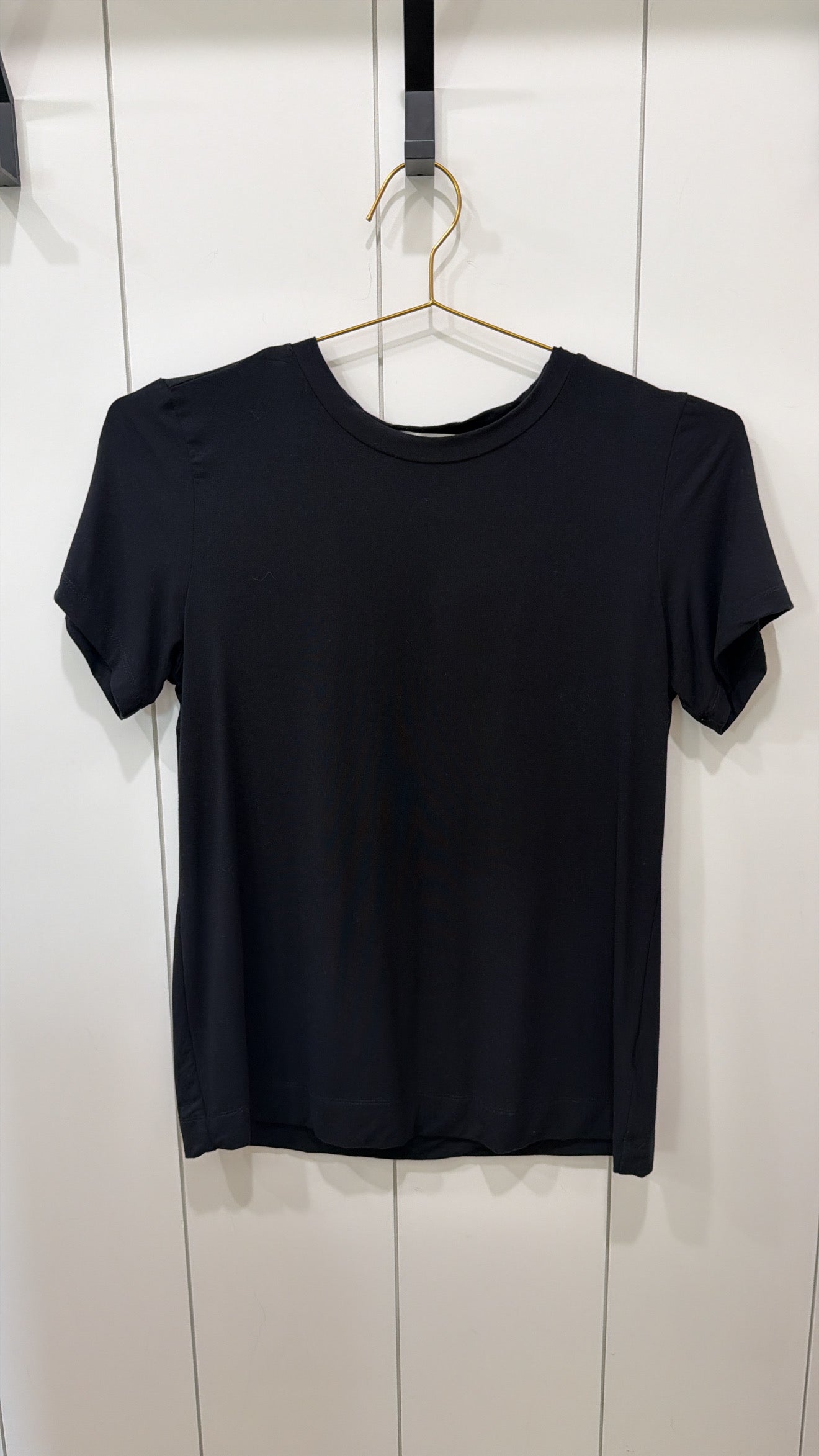 SET OF 2 BE COOL BLACK AND MOCHA TOPS SMALL