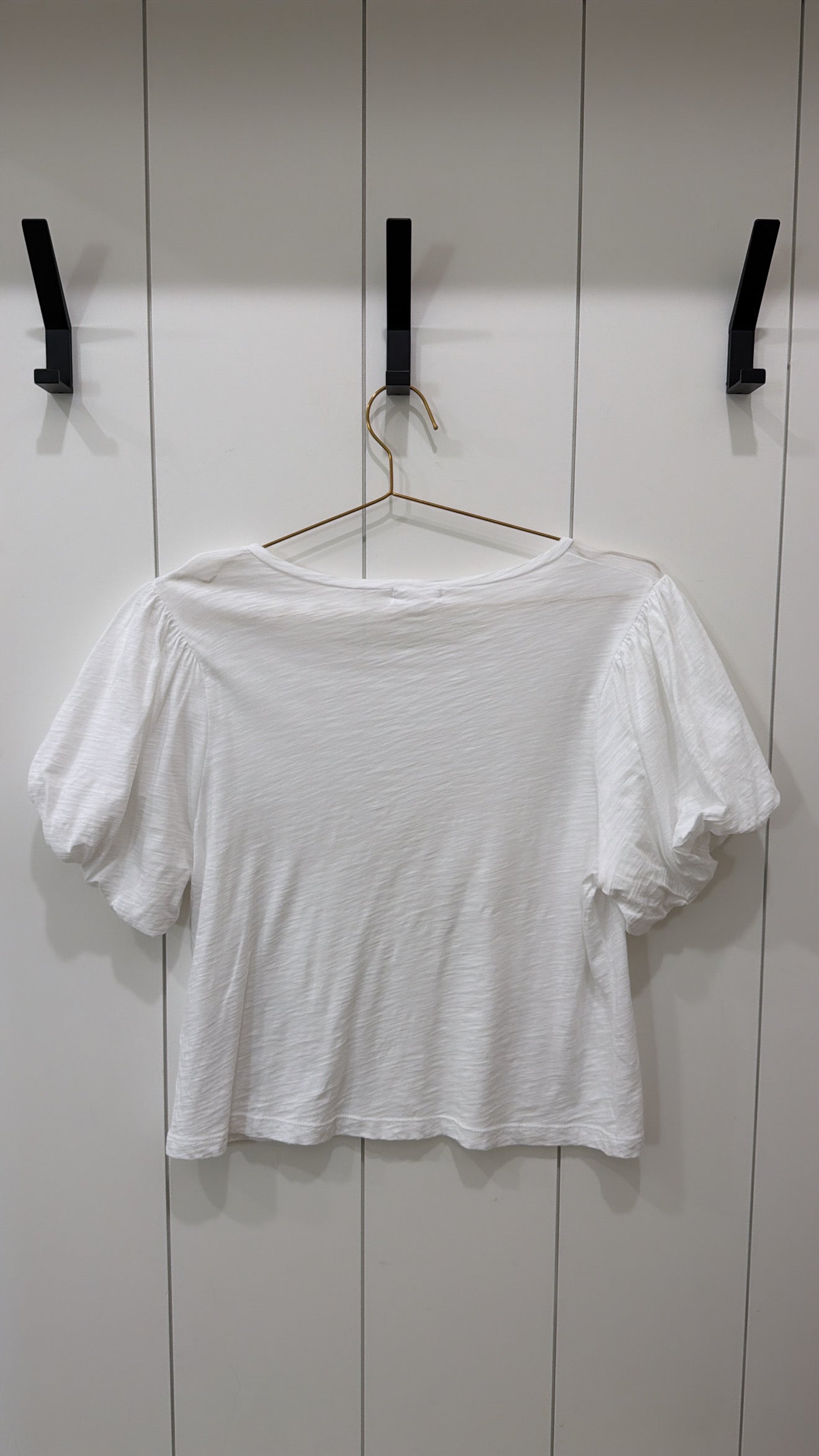 GOLDIE LEWINTER WHITE BLOUSE Size M