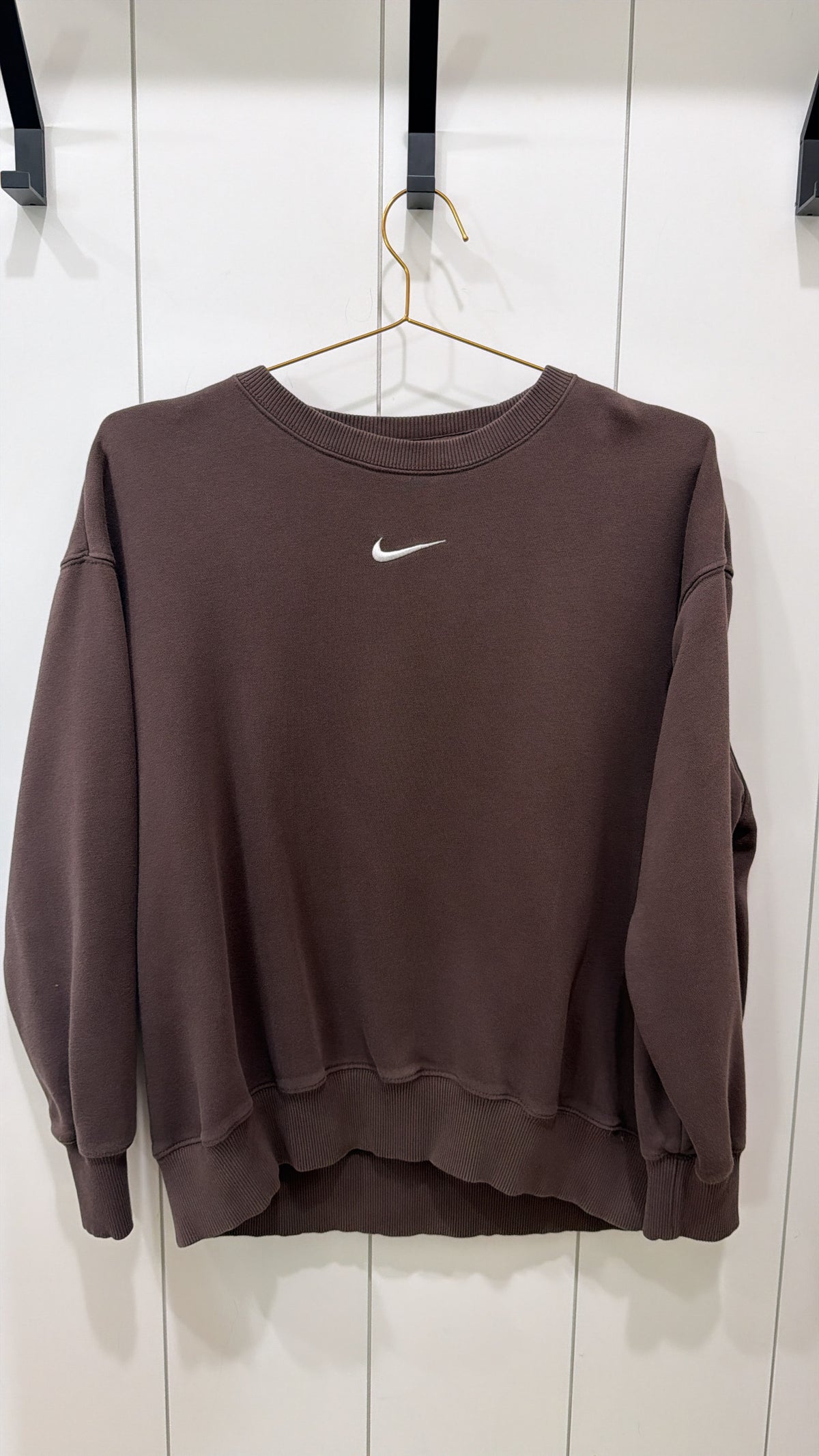 NIKE BROWN SWEATHSIRT SIZE SMALL