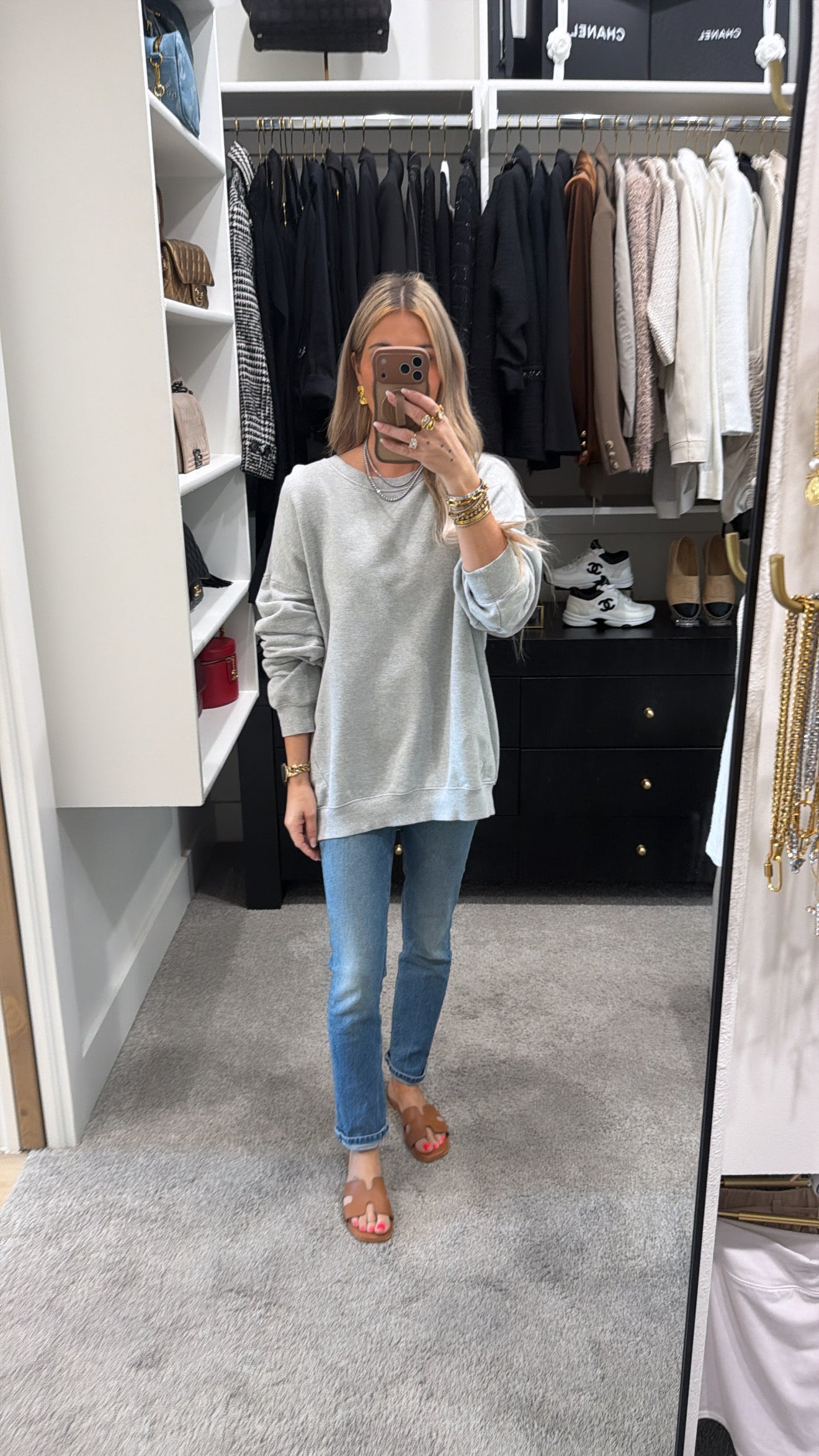 OFFLINE BY AERIE LIGHT HEATHERED GRAY SWEATSHIRT SIZE M