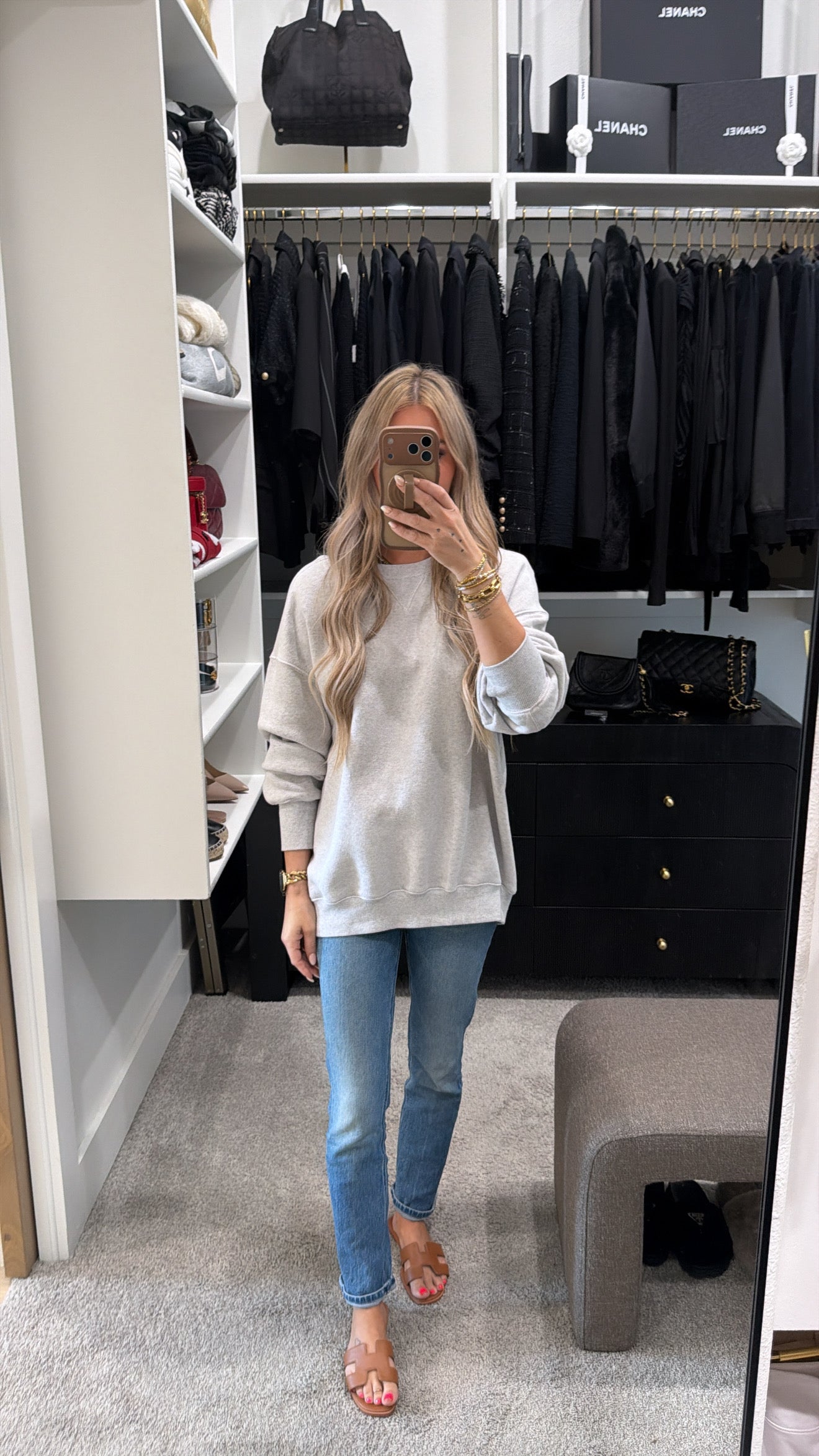OFFLINE BY AERIE CREWNECK SIZE SMALL