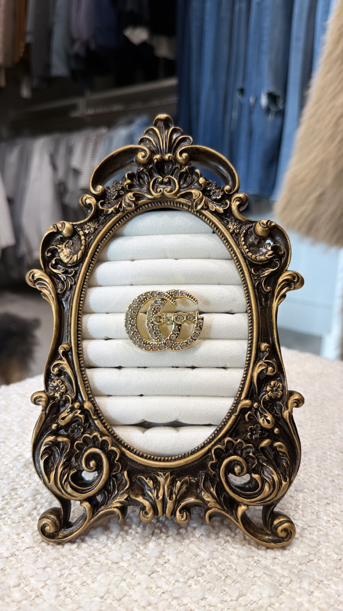 LUXURY INSPIRED GG GOLD DIAMOND BROOCH