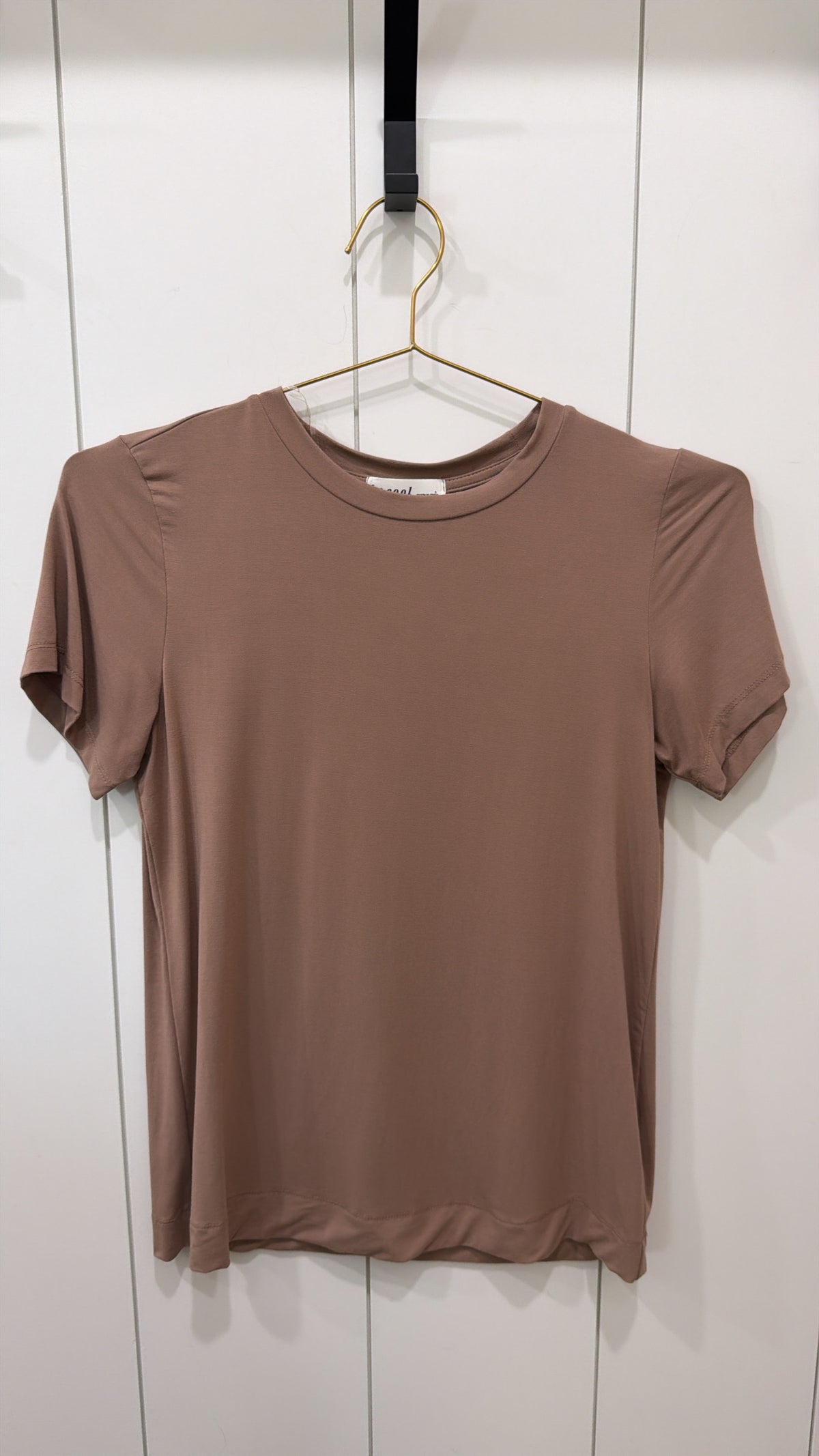 SET OF 2 BE COOL BLACK AND MOCHA TOPS SMALL
