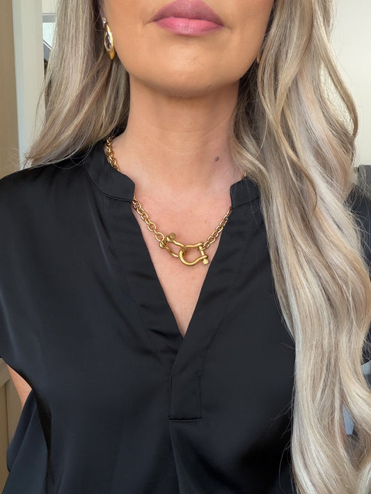 CLEO NECKLACE