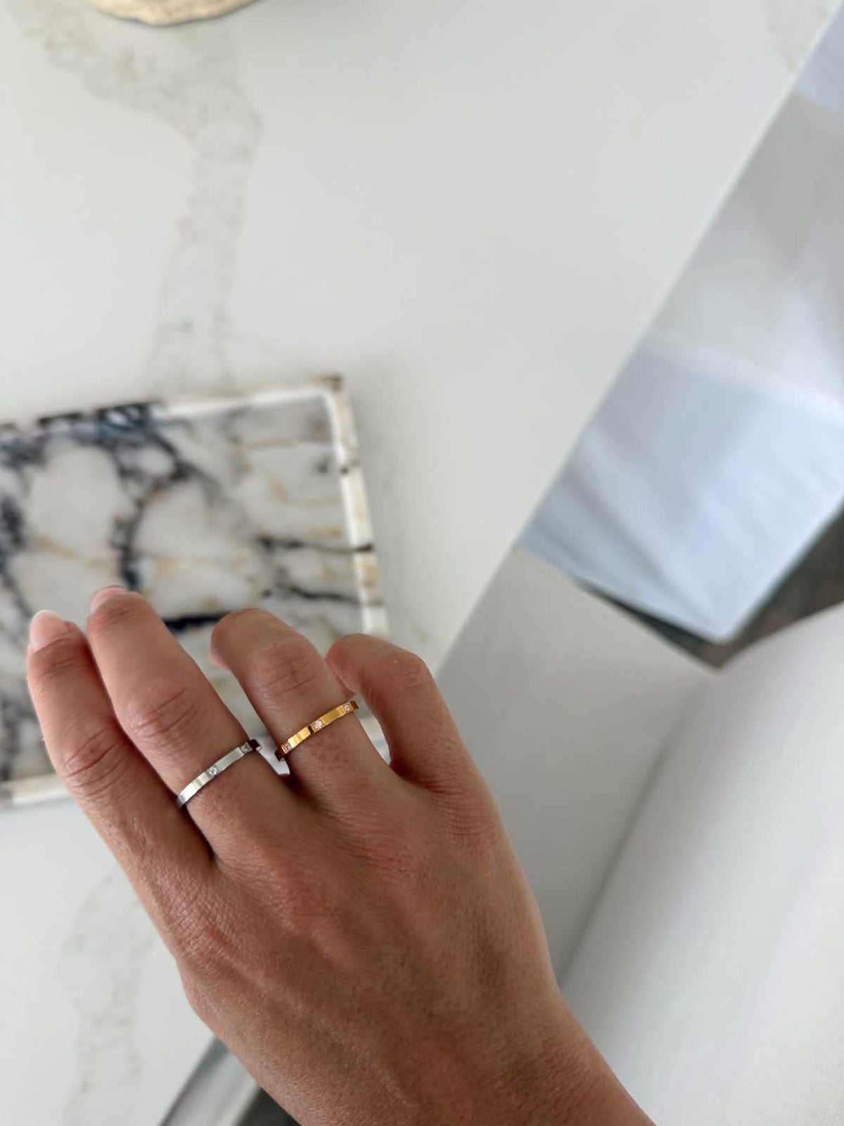 THIN RING GOLD OR SILVER