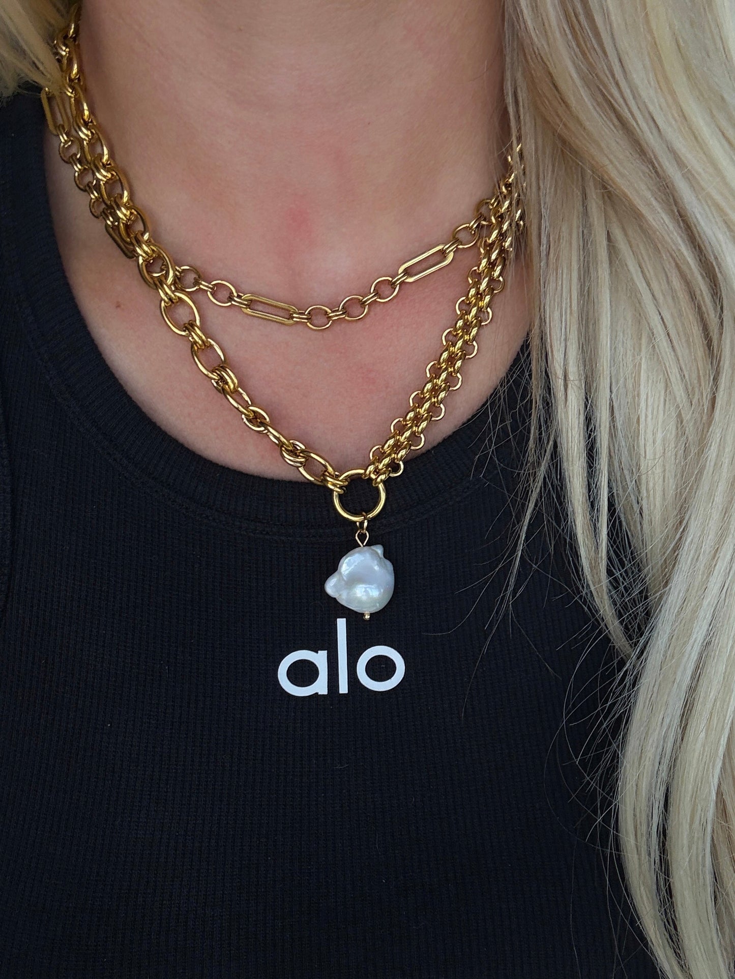 AMBER NECKLACE