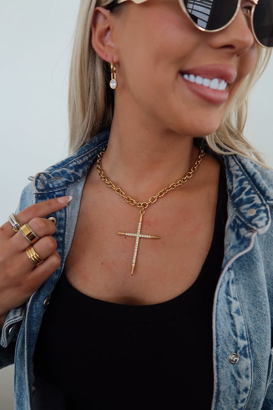 LUXE CROSS NECKLACE